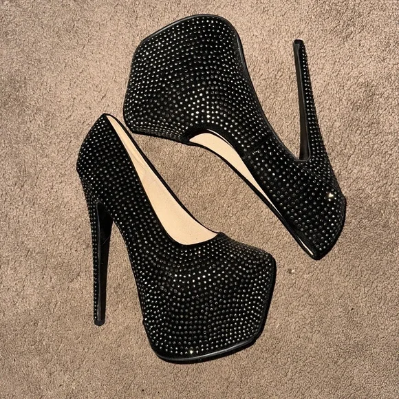 Like new Womens Delicacy silver rhinestone black platform heels! - Picture 1 of 5